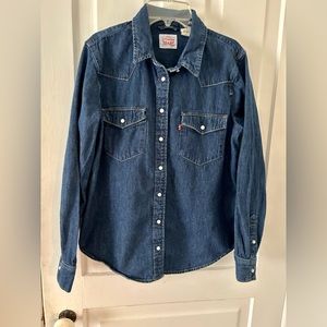Levi Essential Western Dark Wash Denim Shirt
